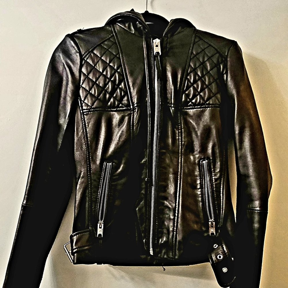 Michael Kors Quilted Leather Jacket with Hood, women’s size Small LIKE NEW